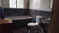 Bathroom 1 - 5 square meters of property in Northpine