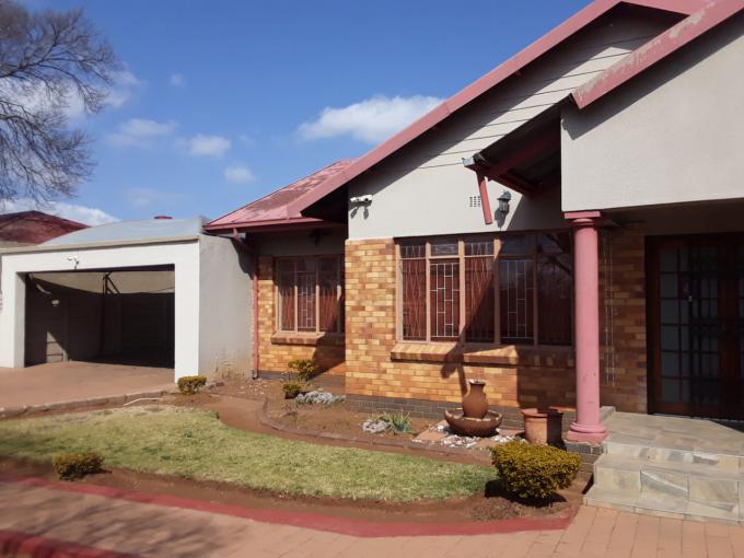 3 Bedroom House for Sale For Sale in Kempton Park - MR525431