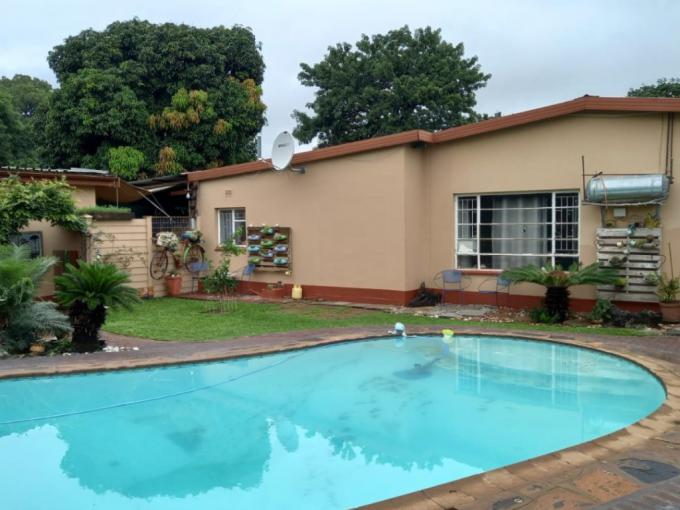 5 Bedroom House for Sale For Sale in Rustenburg - MR525993