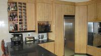 Kitchen - 22 square meters of property in Glenvista