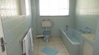 Bathroom 1 - 10 square meters of property in Glenvista