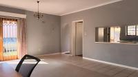 Dining Room - 14 square meters of property in Pinelands