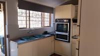 Kitchen - 12 square meters of property in Pinelands