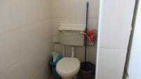 Bathroom 1 - 4 square meters of property in Park Rynie
