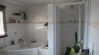Bathroom 1 - 25 square meters of property in Benoni