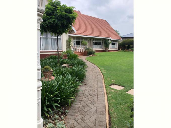 4 Bedroom House for Sale For Sale in Delmas - MR526804
