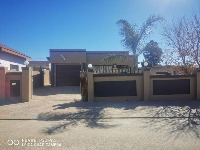 5 Bedroom House for Sale For Sale in Seshego - MR527706