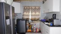 Kitchen - 8 square meters of property in Montford