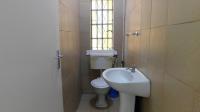 Bathroom 1 - 3 square meters of property in Mkondeni