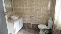 Bathroom 1 - 11 square meters of property in Margate