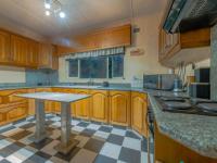 Kitchen of property in Avoca