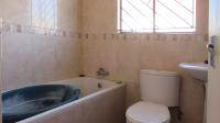 Bathroom 1 - 4 square meters of property in Olievenhoutbos