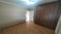 Bed Room 1 - 11 square meters of property in Plooysville A H