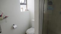 Main Bathroom - 5 square meters of property in Roodepoort
