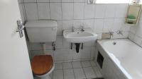 Bathroom 1 - 4 square meters of property in Kempton Park