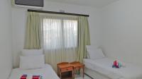 Bed Room 1 - 12 square meters of property in Umdloti 