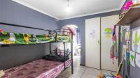 Bed Room 1 - 9 square meters of property in Dawn Park