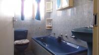 Bathroom 1 - 4 square meters of property in Elandspark