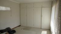 Main Bedroom - 17 square meters of property in Farrarmere