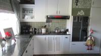 Kitchen - 19 square meters of property in Greenhills