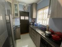 Kitchen of property in Powerville Park