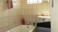 Bathroom 2 - 17 square meters of property in Protea Glen
