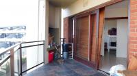 Balcony - 10 square meters of property in Uvongo
