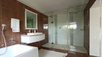 Bathroom 3+ - 13 square meters of property in Wilropark