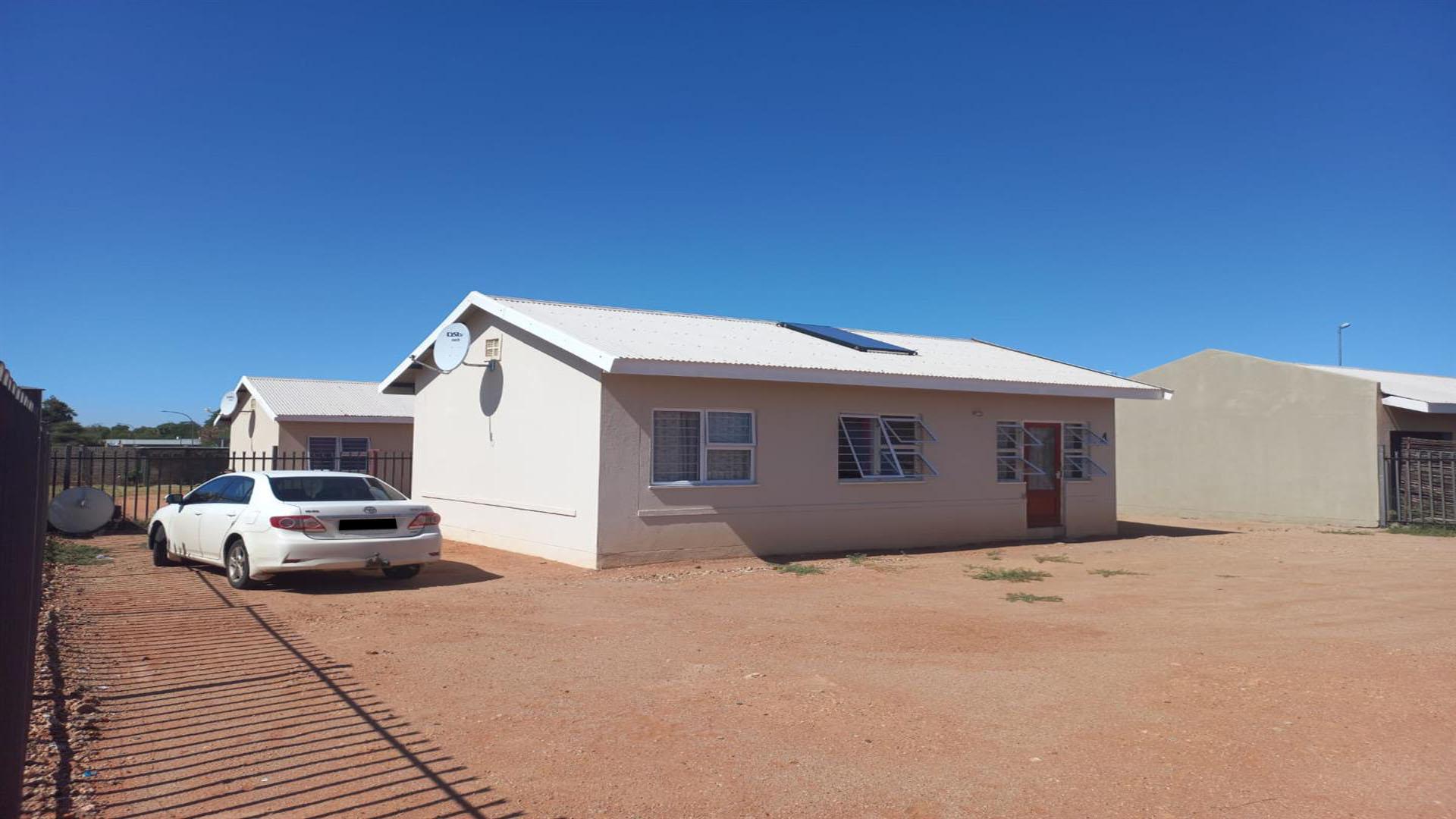 Fnb Quick Sell Bedroom House For Sale In Upington Mr