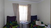 Bed Room 1 - 11 square meters of property in Andeon