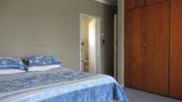 Main Bedroom - 18 square meters of property in Sharon Park