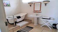 Bathroom 3+ - 65 square meters of property in Glenashley