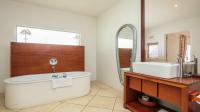 Bathroom 3+ - 65 square meters of property in Glenashley