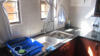 Kitchen - 9 square meters of property in Chancliff Ridge