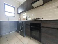 Kitchen - 11 square meters of property in Oakdene