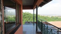 Balcony - 19 square meters of property in Reservior Hills