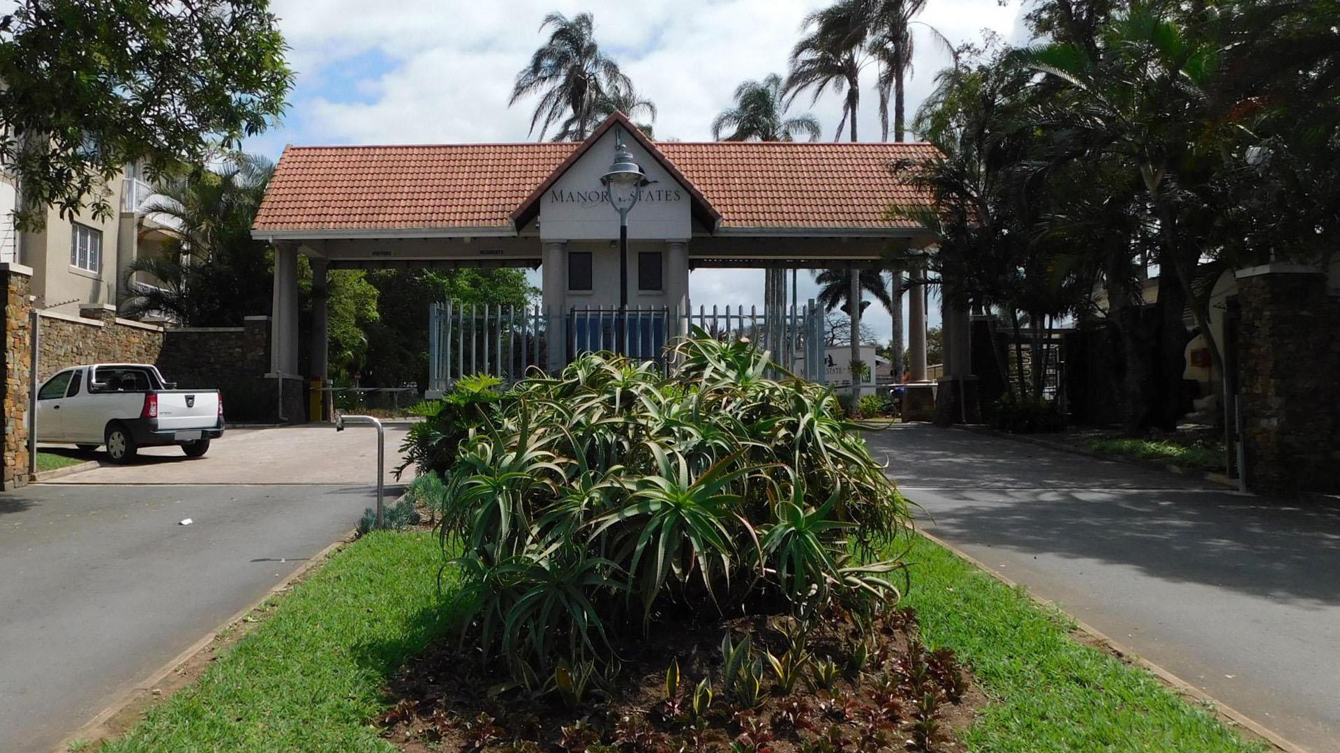 Front View of property in Ballitoville