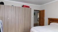Main Bedroom - 30 square meters of property in Rustenburg