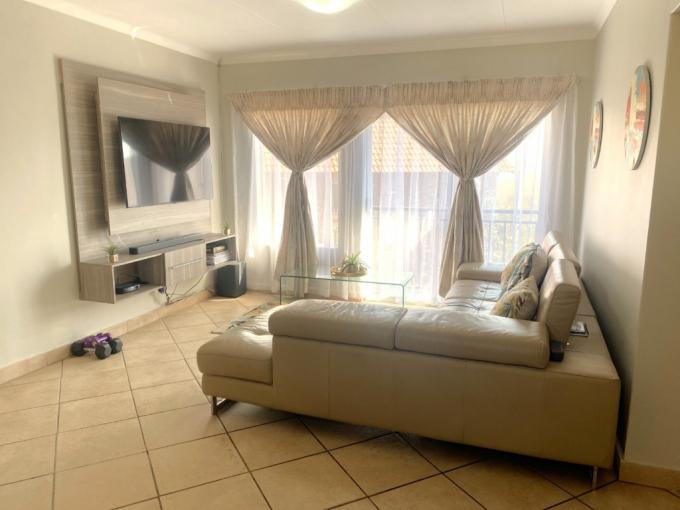 1 Bedroom Apartment for Sale For Sale in Brookelands Lifestyle Estate - MR551155