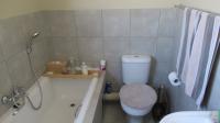 Main Bathroom - 8 square meters of property in Salfin