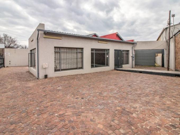 Commercial for Sale For Sale in Rhodesfield - MR553902