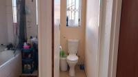 Bathroom 1 - 4 square meters of property in Sanddrift