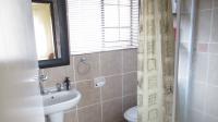 Main Bathroom - 3 square meters of property in Noordhang
