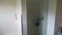 Bathroom 1 - 12 square meters of property in Sasolburg