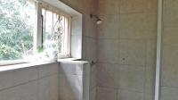 Main Bathroom - 4 square meters of property in Cato Manor 