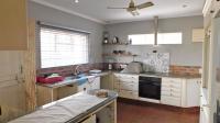 Kitchen - 18 square meters of property in Cato Manor 