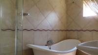 Bathroom 3+ - 12 square meters of property in Ruimsig
