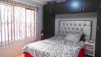 Main Bedroom - 12 square meters of property in Verulam 