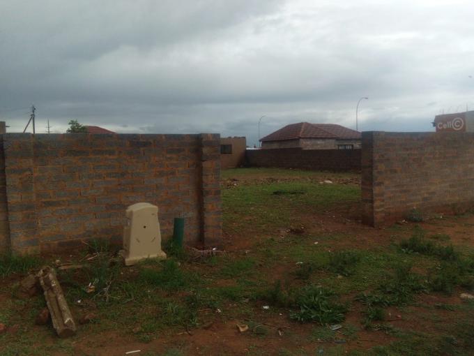 Land for Sale For Sale in Lenasia South - MR558865