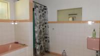 Bathroom 2 - 12 square meters of property in Lyttelton Manor
